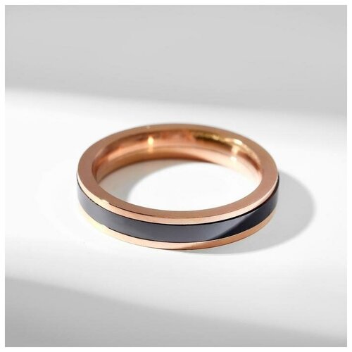 фото Кольцо керамика "тонкая линия", цвет чёрный в золоте, 17 размер сима-ленд