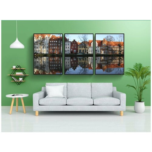 фото Набор модулных постеров для интерьера "любек, исторический центр, любек на канале" 60x90 см. в тубусе, без рамки lotsprints