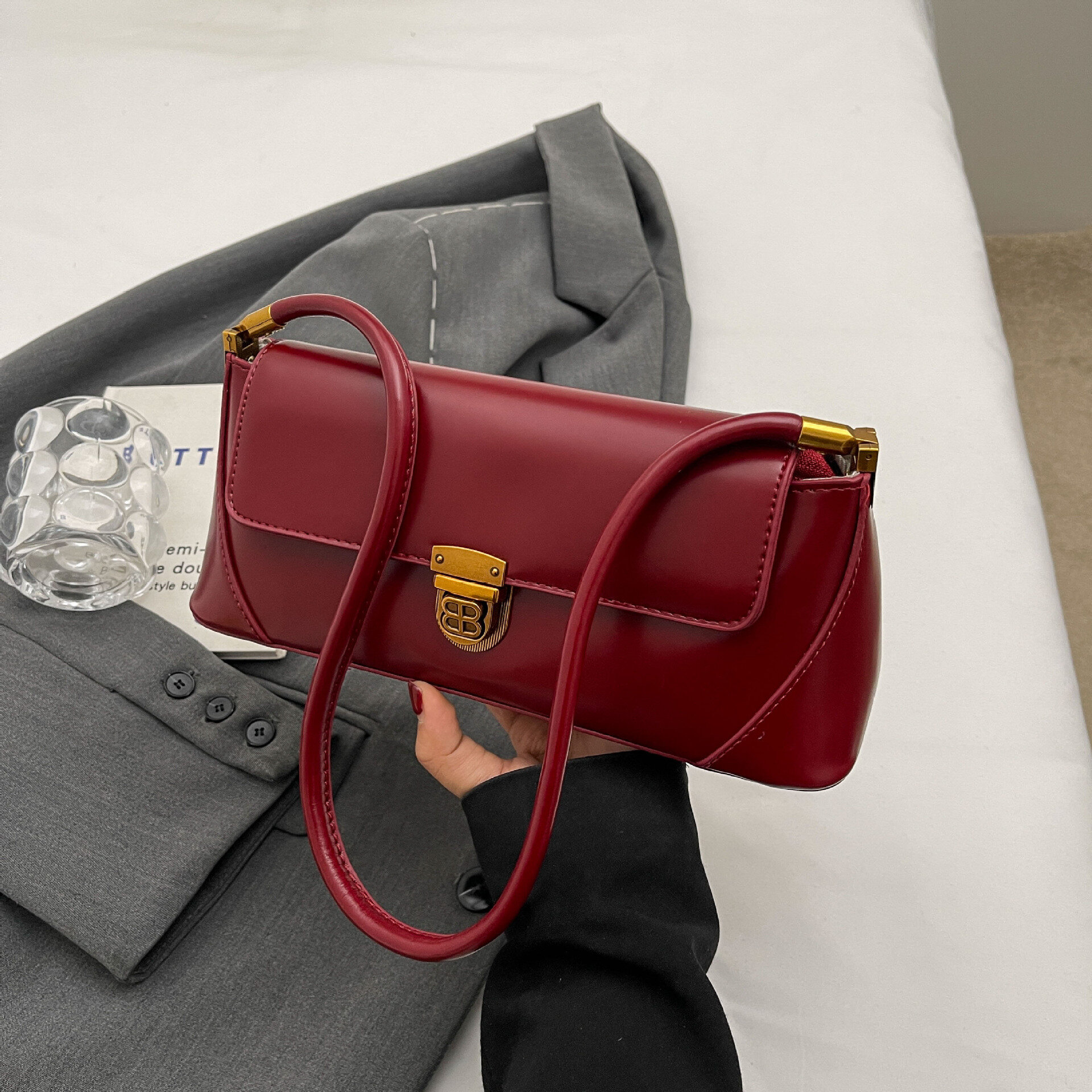 фото Сумка женская багет