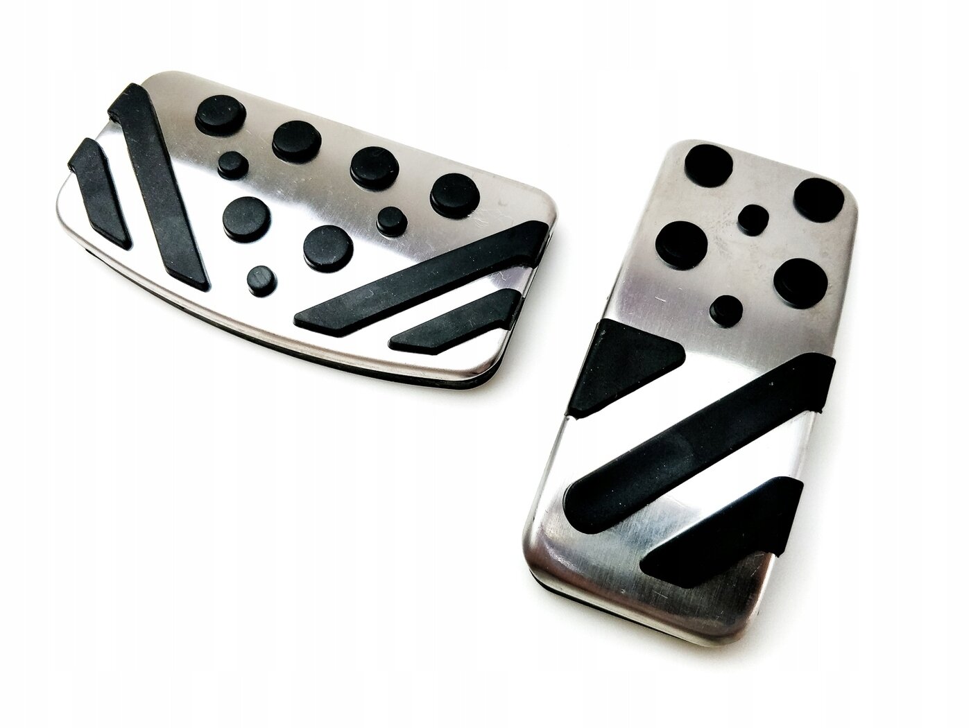 Накладки педалей для MITSUBISHI OUTLANDER, ASX, LANCER (2009-2015), Pajero IV (2006 - 2021), Pajero Sport с АКПП