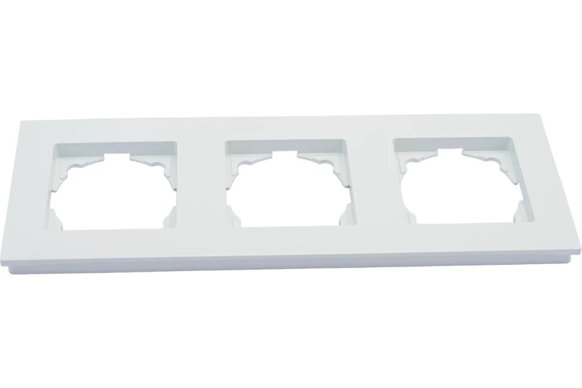 Рамка GUNSAN 3 поста Eqona белый 16401100 000143