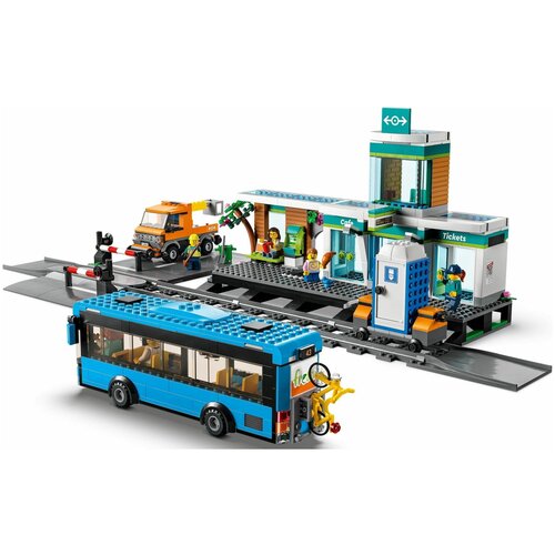 Конструктор LEGO City 60335 Станция конструктор lego city 7937 железнодорожная станция