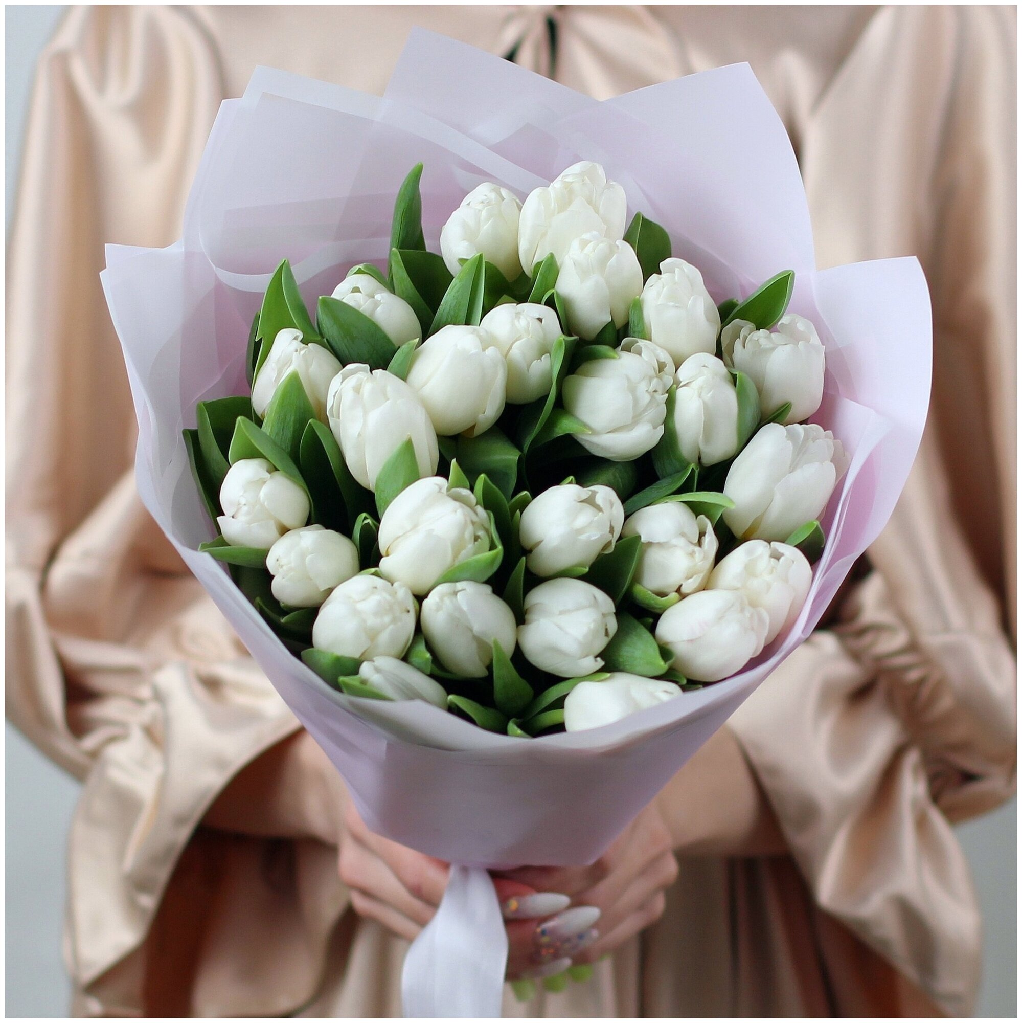 25 белых тюльпанов. Букет 42 Kimbirly flowers