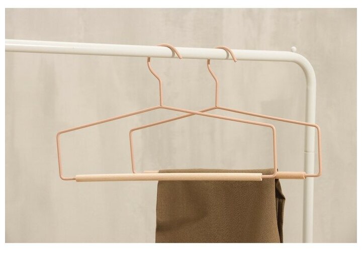 SAVANNA Плечики для брюк и юбок SAVANNA Wood, 1 перекладина, 37×22×1,5 см цвет розовый