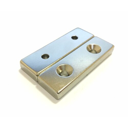 Неодимовый магнит 50х15х6мм с двумя зенковками, марка N38, покрытие никель - 2 штуки