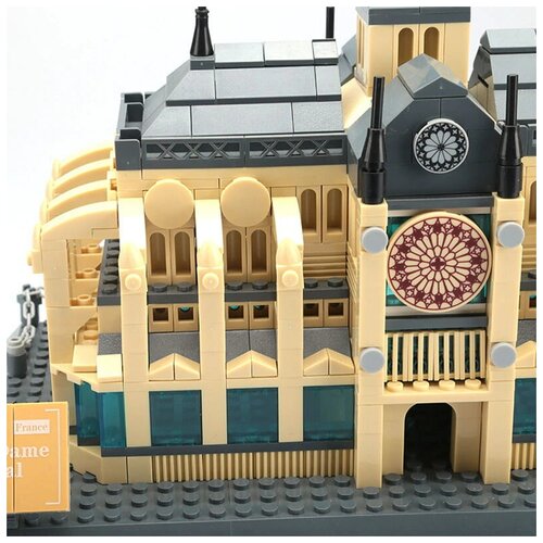 Конструктор Zhe Gao «Собор Парижской Богоматери» QL0964 (Architecture) / 2541 деталь