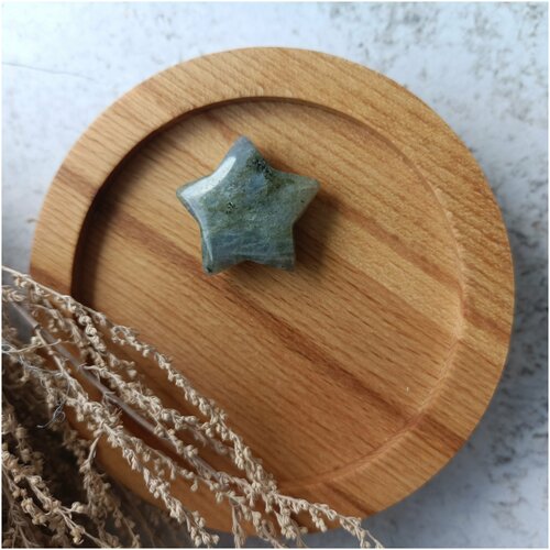 Звездочка из натурального лабрадора. 30х30 мм