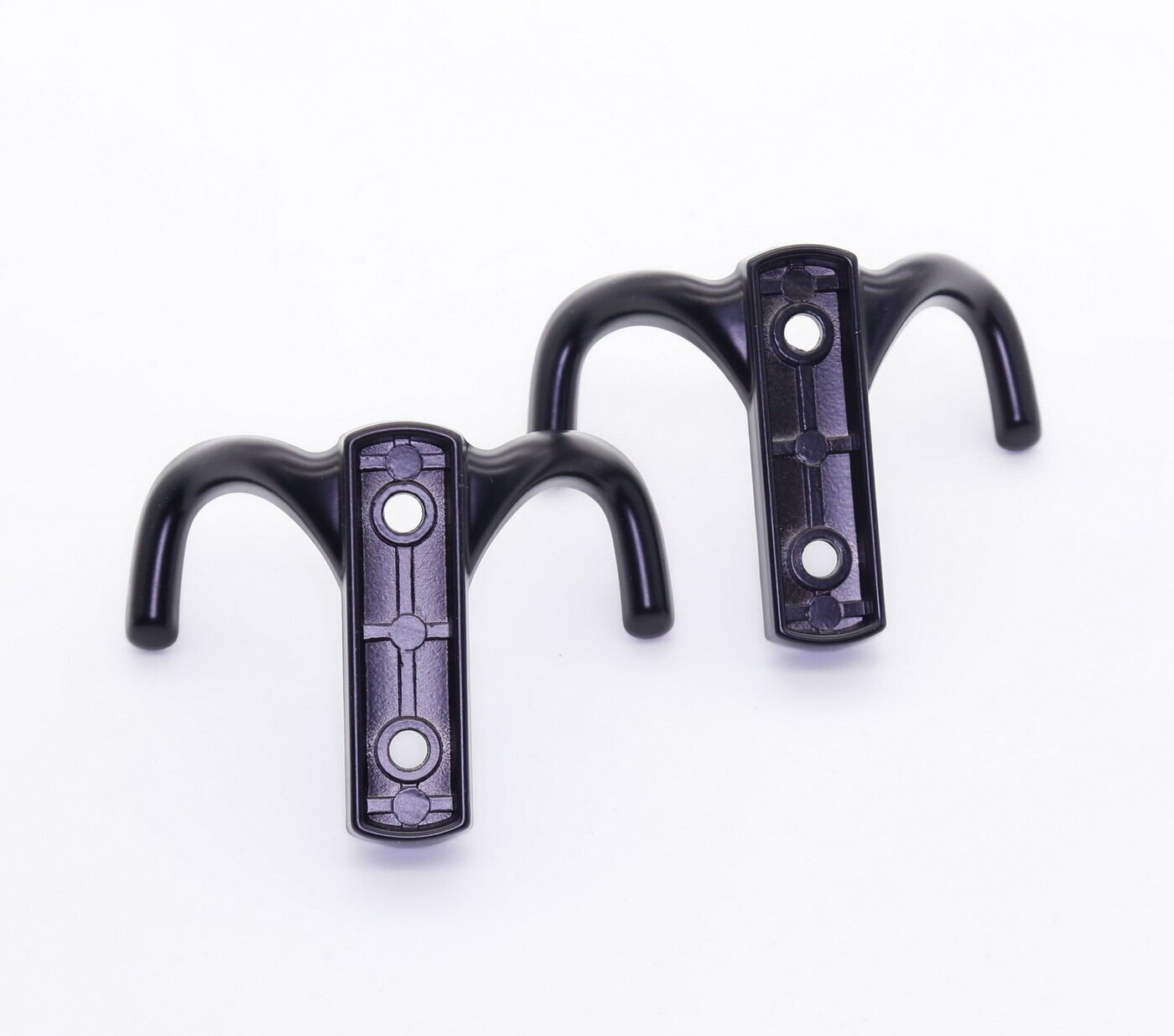 крючок 1-рожковый 1565 ЦАМ черный Brante - фото №2