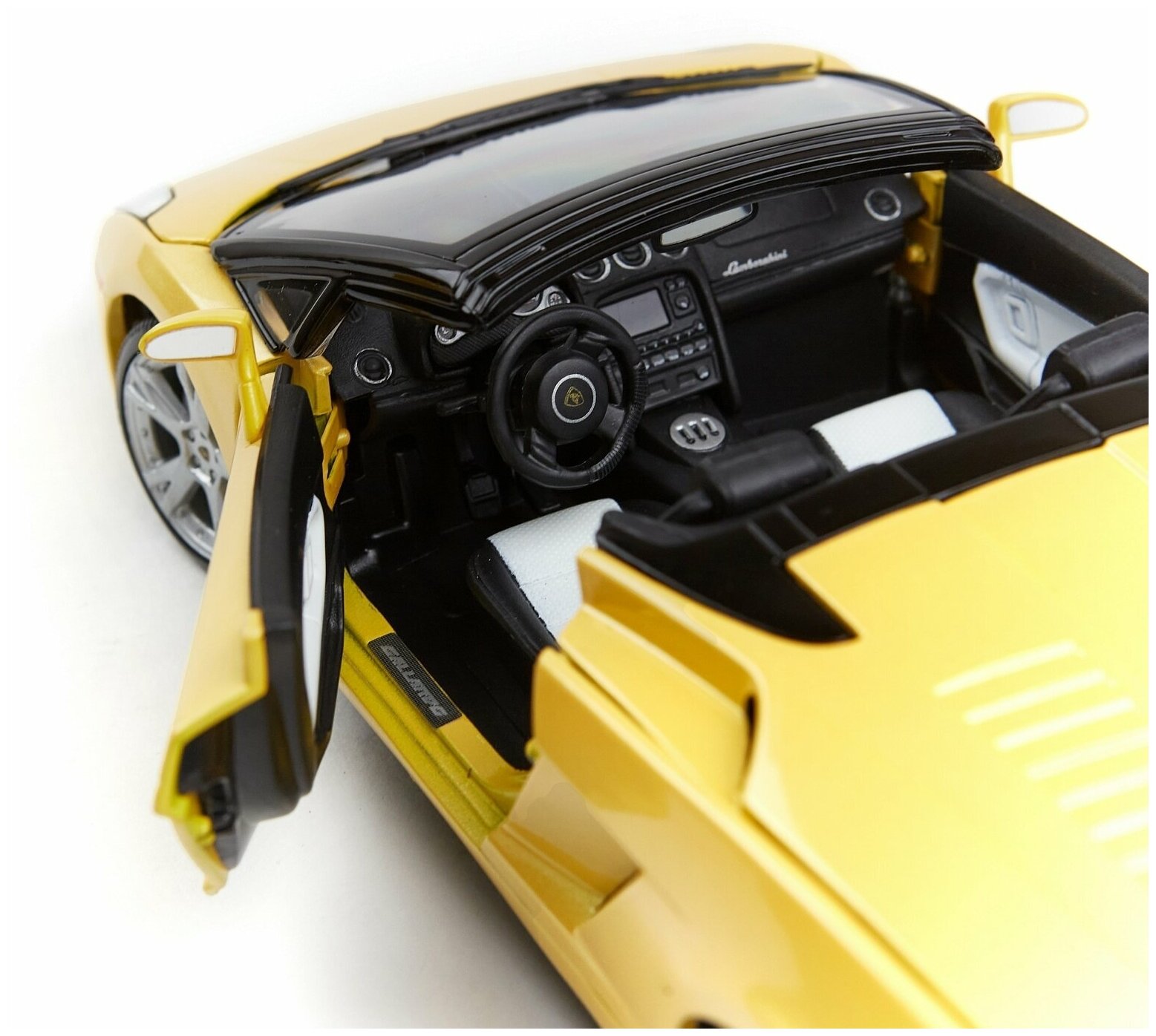 Bburago Коллекционная машинка 1:18 Lamborghini Gallardo Spyder, 18-12016, желтая - фото №8