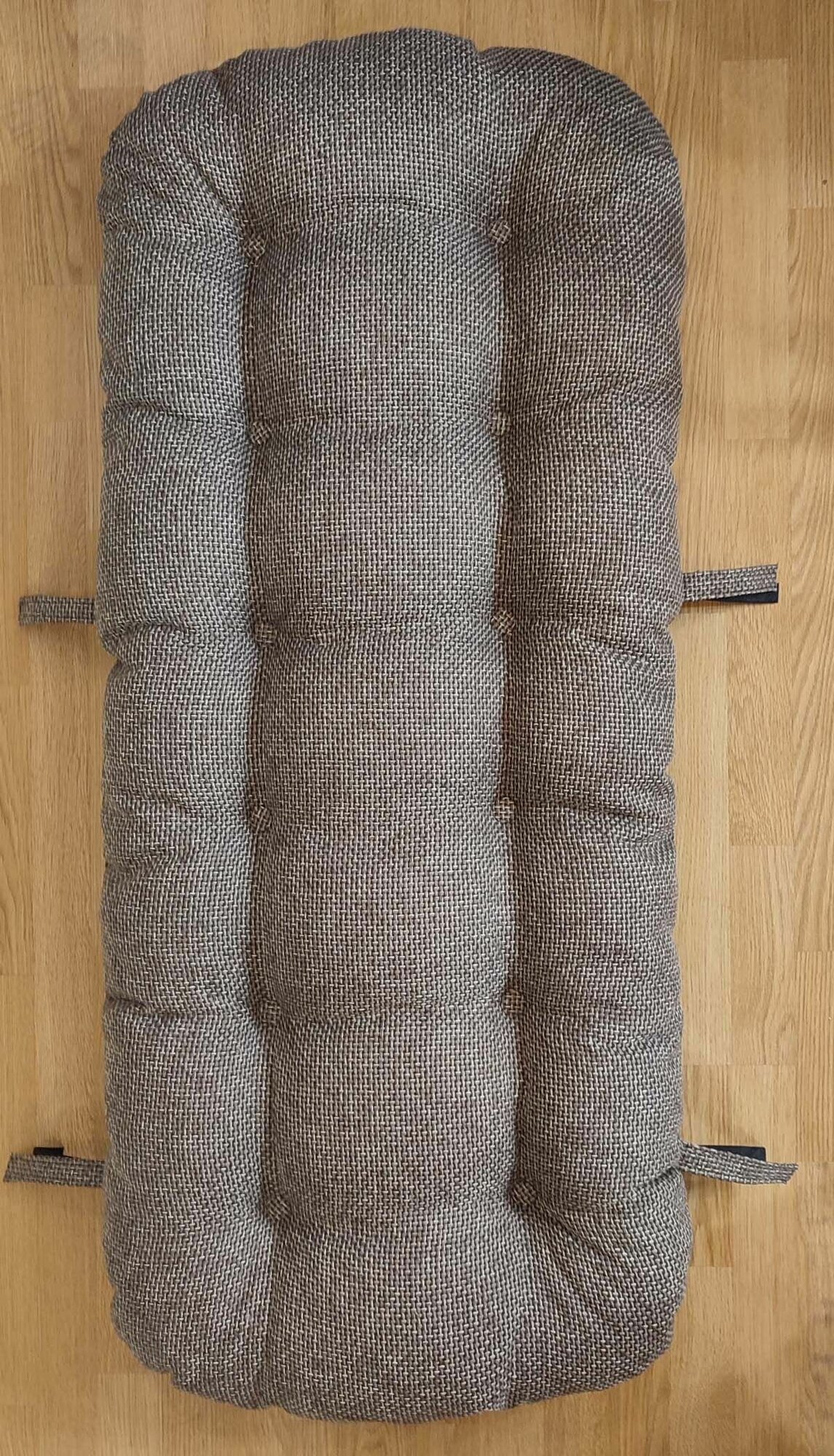 Подушка для вращающейся кресло-качалки из ротанга 130х56 см - фотография № 6