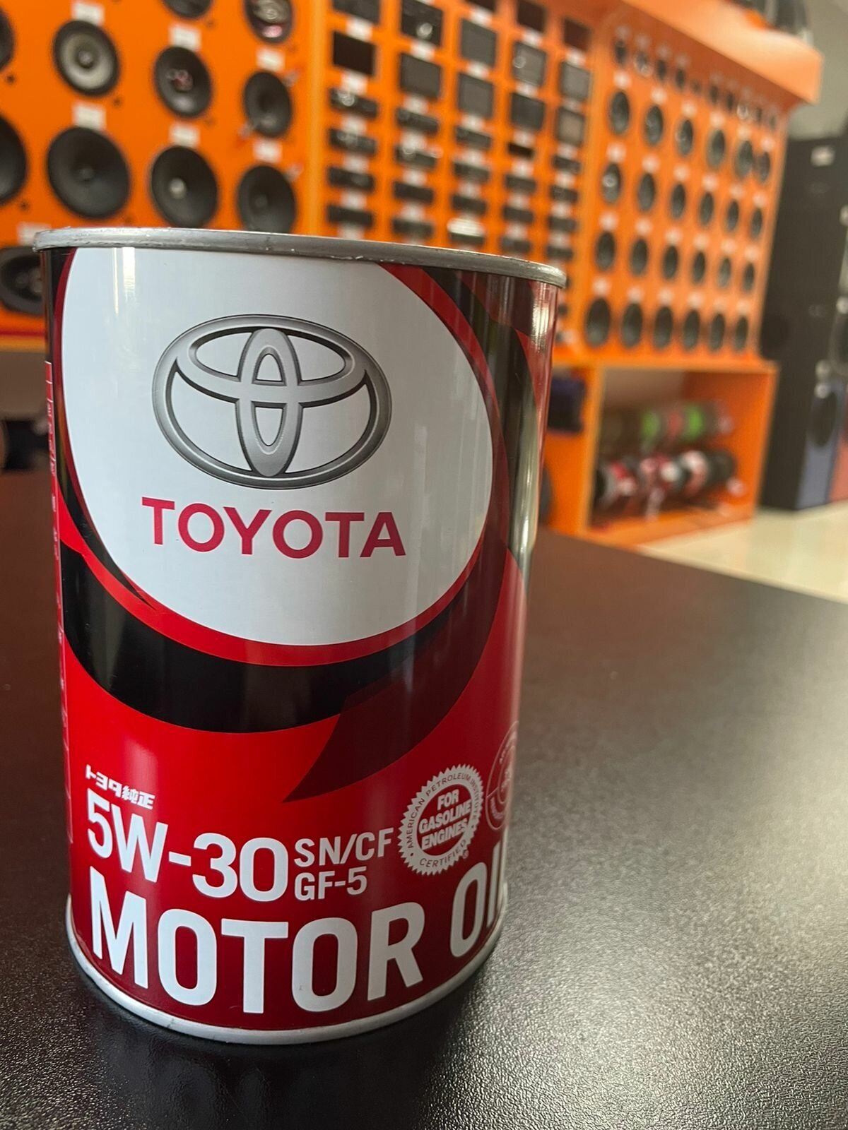 Моторное масло TOYOTA engine oil 5W-30 SР 1 л. арт. 08880-13706 Япония