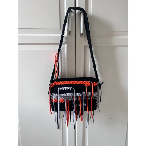 фото Вязанная сумка из трикотажной пряжи (цвета можно под заказ) чёрный, оранжевый, серый мира ашут