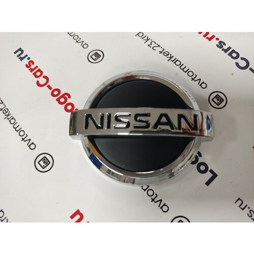 Эмблема Nissan 73 см черный фон на скотче 750₽