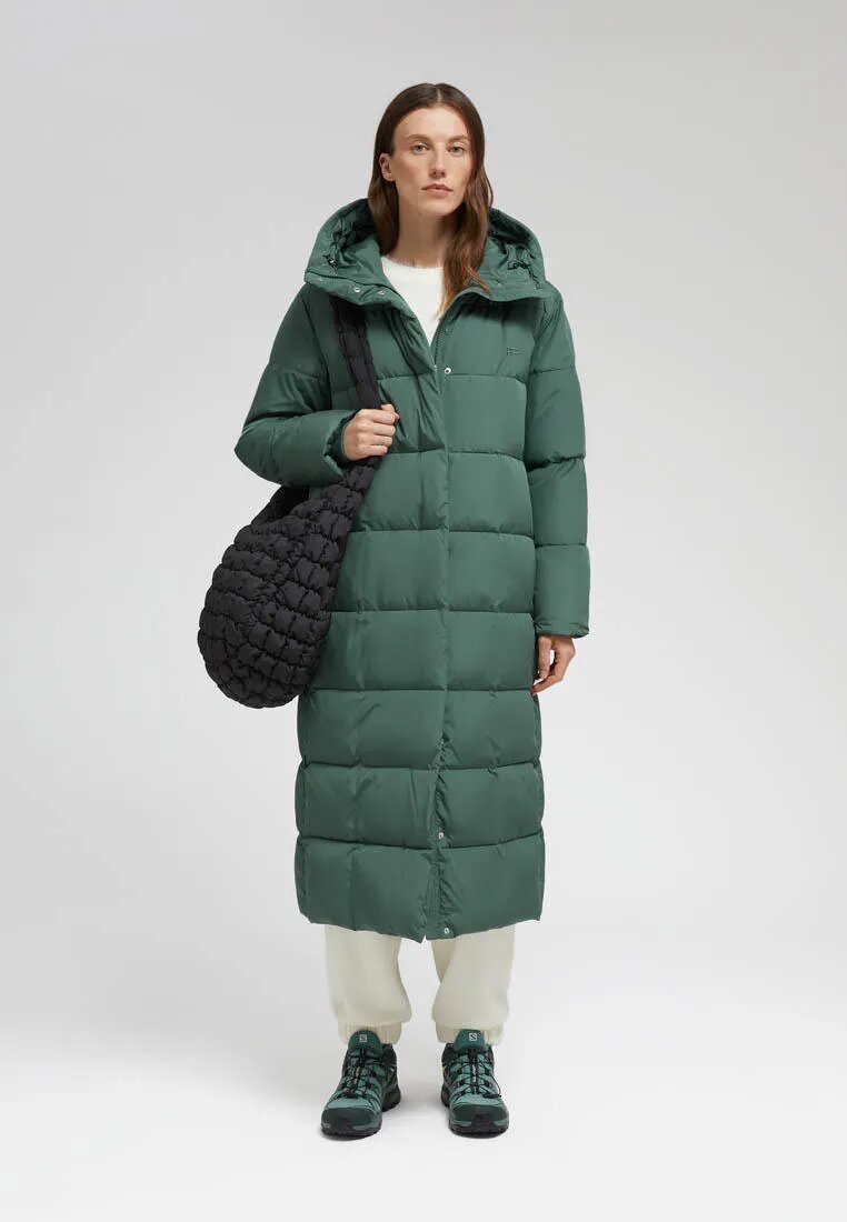 Пальто FINN FLARE Стеганое