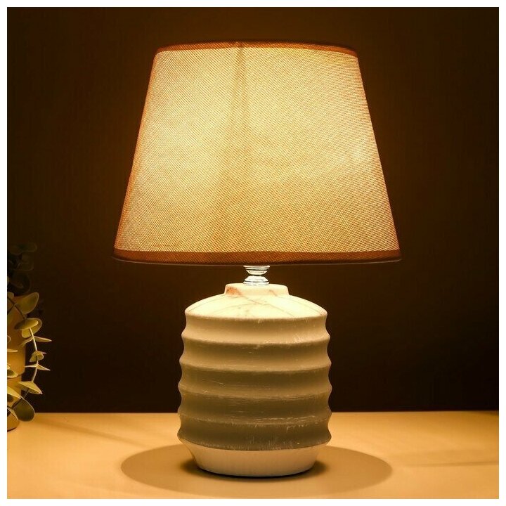 Настольная лампа 16792/1GR E14 40Вт бело-серый 22x22x31 см - фотография № 2