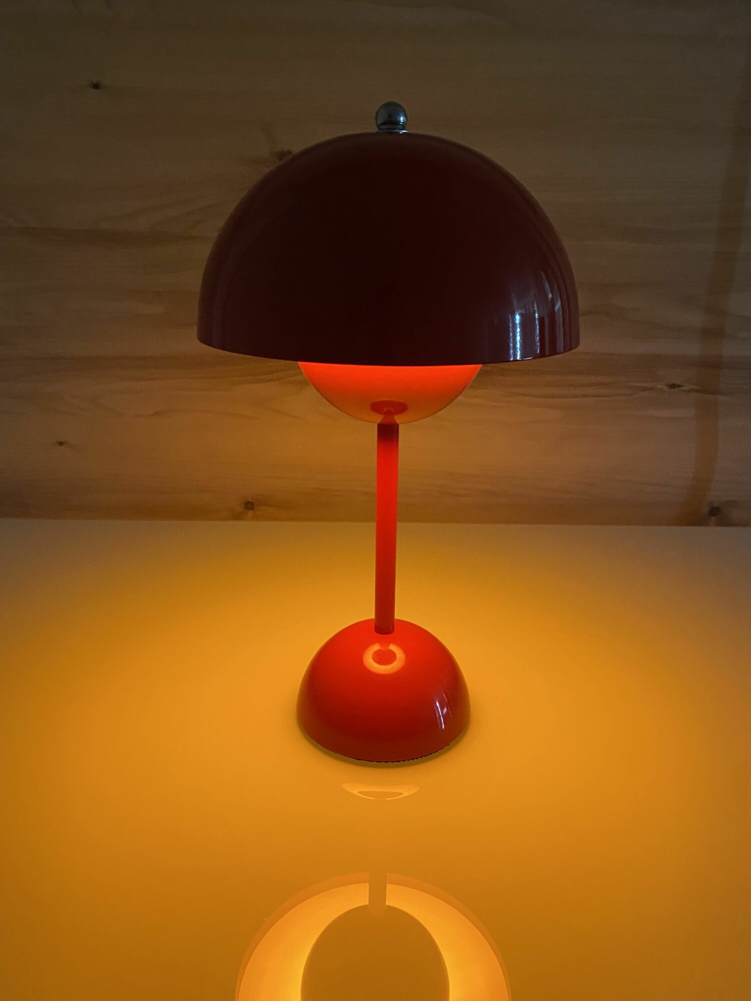Лампа настольная светодиодная беспроводная LevelDesk SNR, красный - фотография № 2