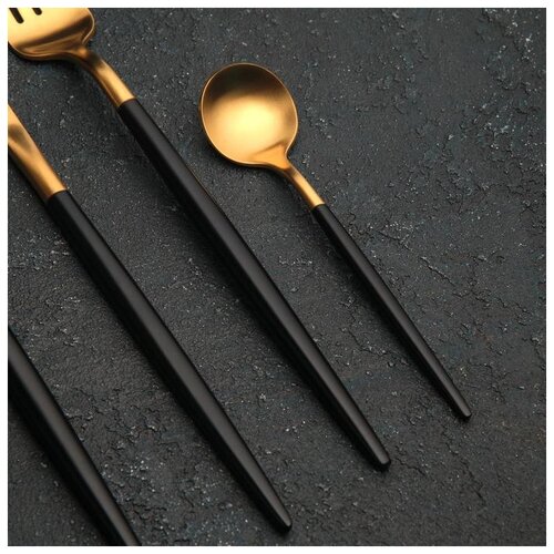 Набор столовых приборов Magistro Фолк, 4 предмета, золото, черная ручка ложка чайная можжевельник 16 см микс