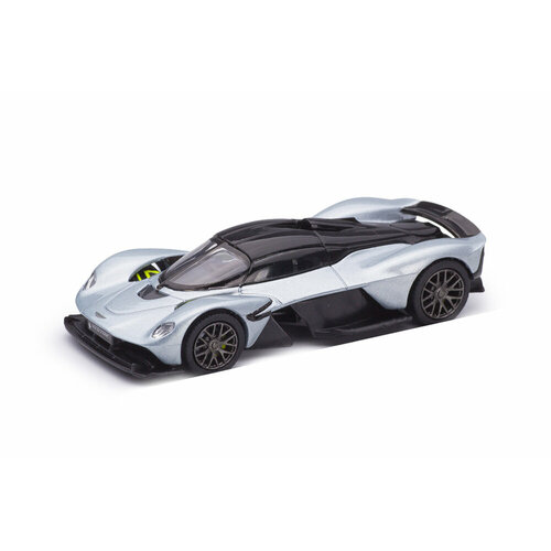 Aston martin valkyrie серебристый
