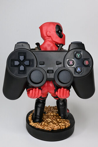 Изображение товара Подставка для джойстика Дэдпул ps 5 / ps 4 / Xbox, держатель для телефона / геймпада (20 сантиметров)