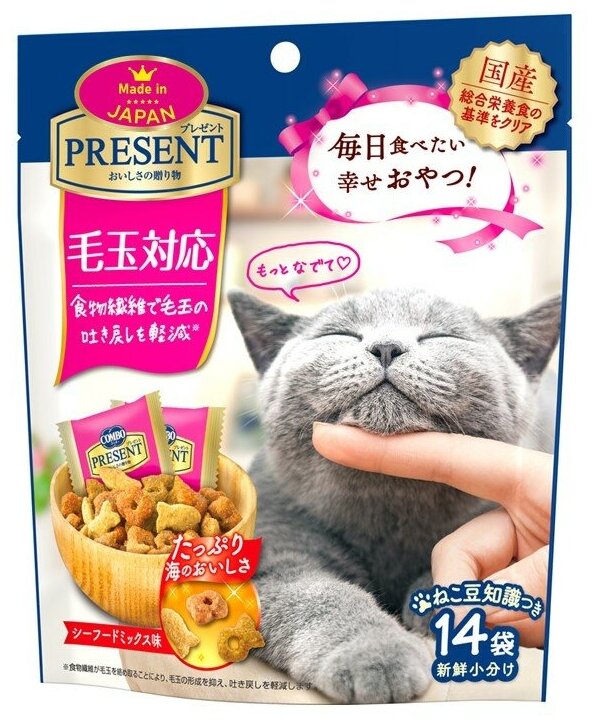 Лакомство для кошек Japan Premium Pet PRESENT с крабовым мясом и хитозаном для выведения шерсти, 42 гр.