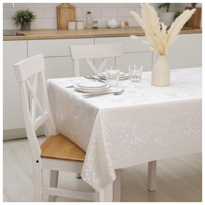 фото Клеёнка столовая на тканевой основе «Листочки», рулон 20 метров, ширина 137 см, цвет белый