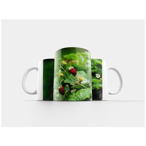 фото Кружка "земляники, лето, зелень" 320 мл lotsprints