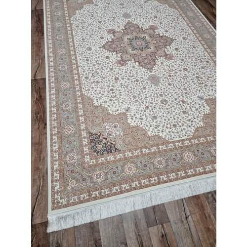 Персидский ковер Farrahi Carpet, Иран, размер 1.5х2.25 м