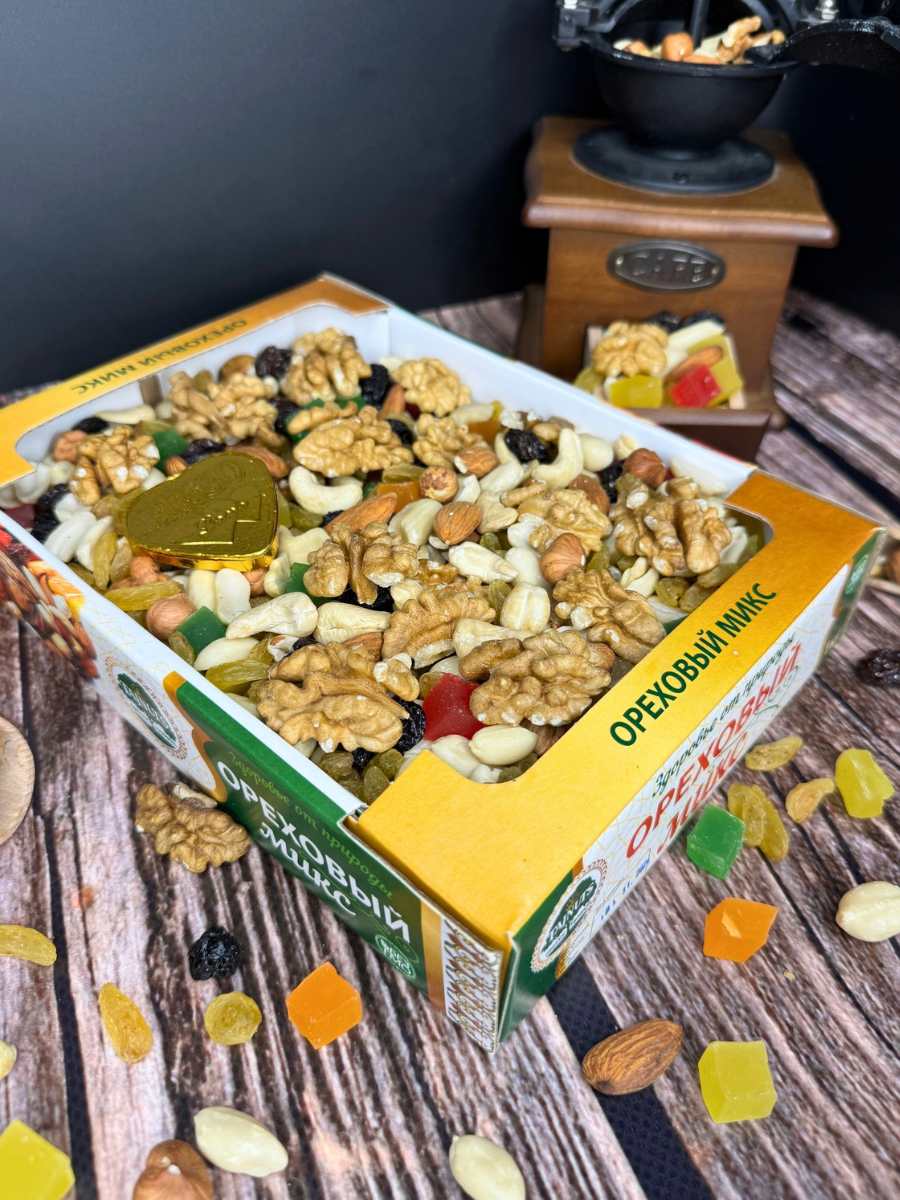Орехи и сухофрукты Kurush Nuts, ассорти, картонная коробка, 1 кг — фото 1