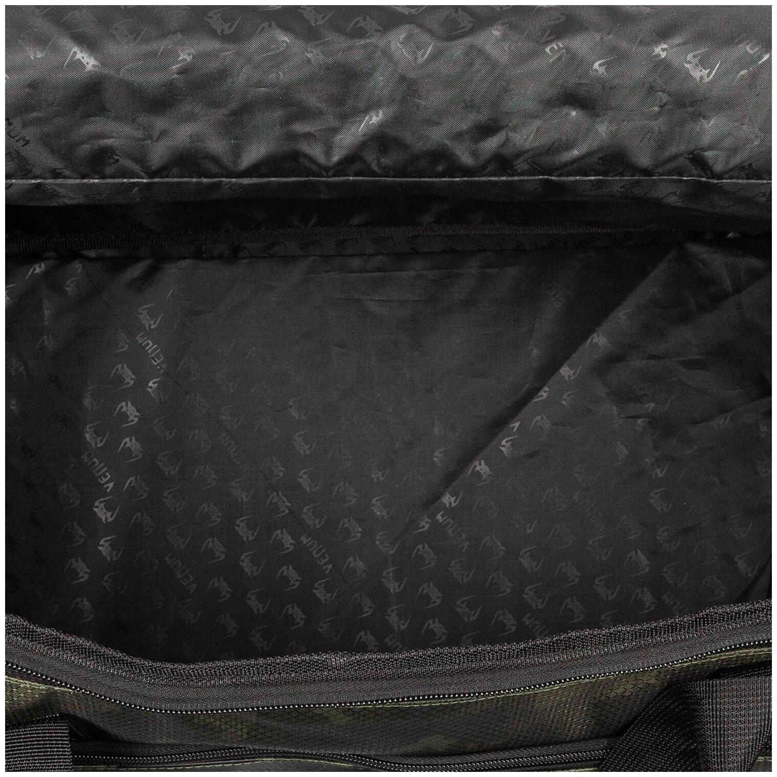 Сумка Venum Sparring Sport Bag Black/Camo - фотография № 8