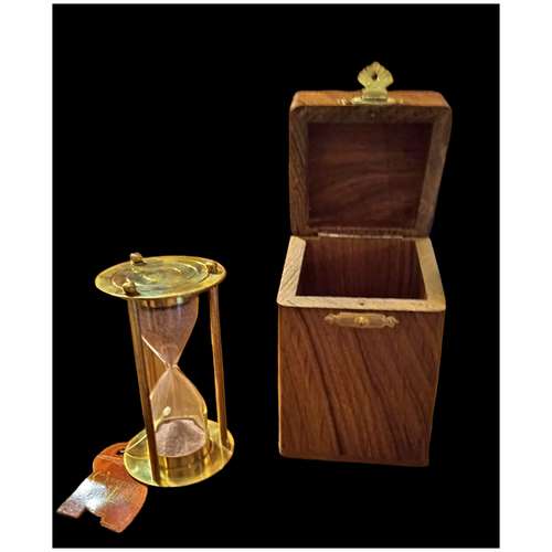 Часы песочные 3 мин в деревянном футляре в морском стиле