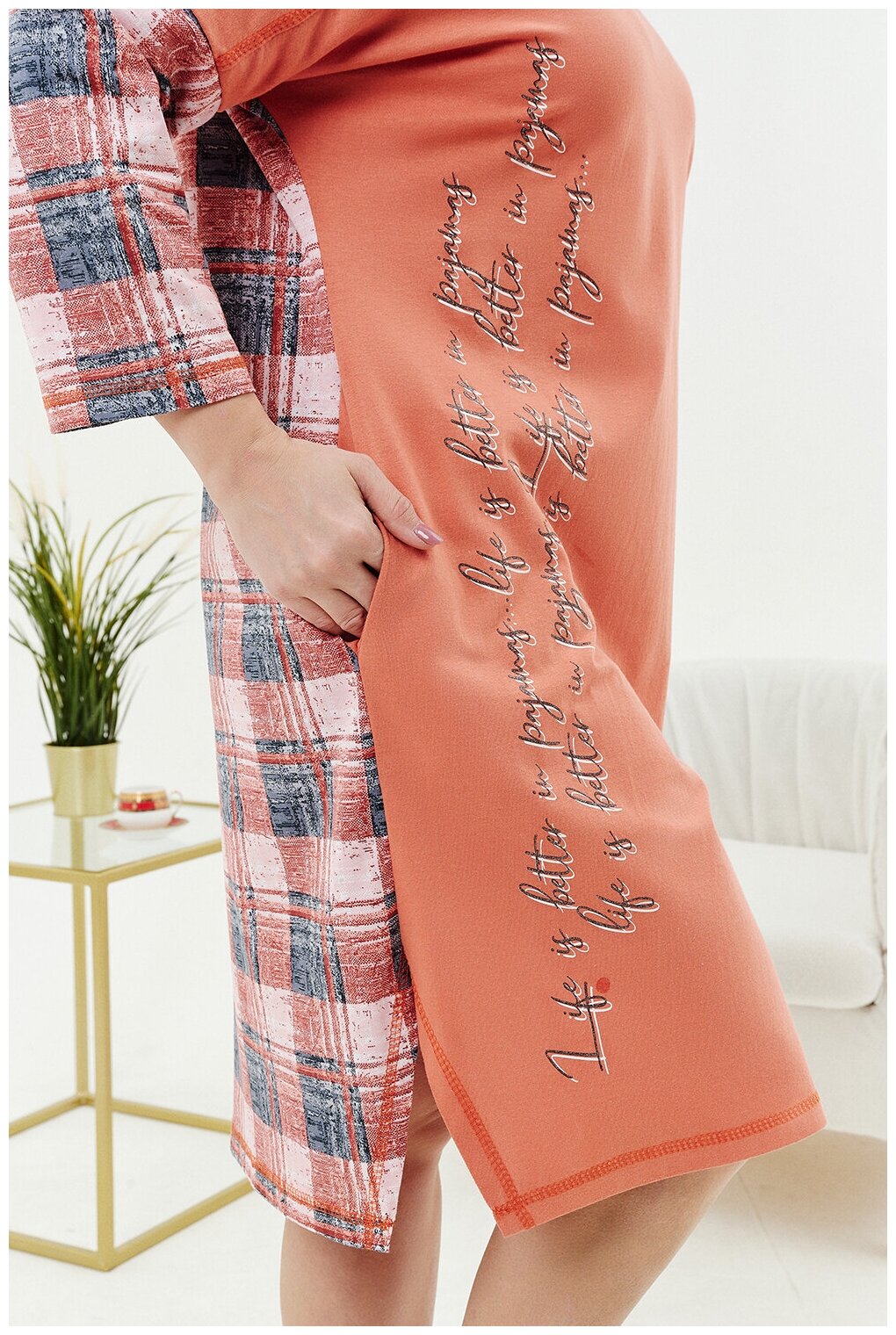 Женское домашнее платье в цвете персик, размер 60 - фотография № 9
