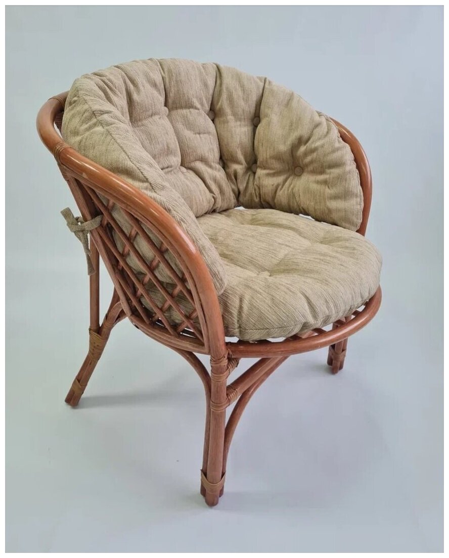 Кресло из натурального ротанга с большой светлой подушкой Багама, цвет миндаль матовый - фотография № 1