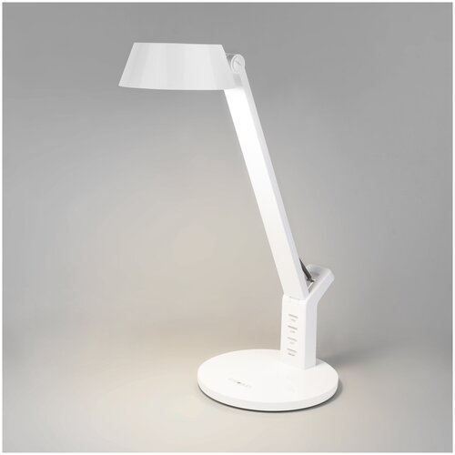 фото Светодиодная настольная лампа с сенсорным управлением eurosvet 80426/1 белый