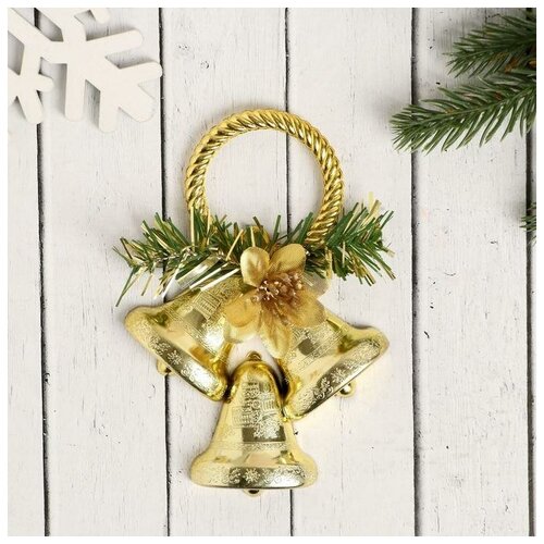 фото Зимнее волшебство украшение новогоднее "три колокольчика с цветком на кольце" 10х14,5 см, золото