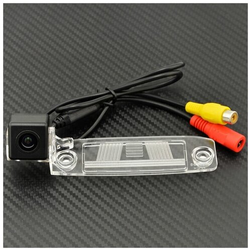 Камера заднего вида Kia Sportage 3 2011-2015 до рестайлинга 192700₽