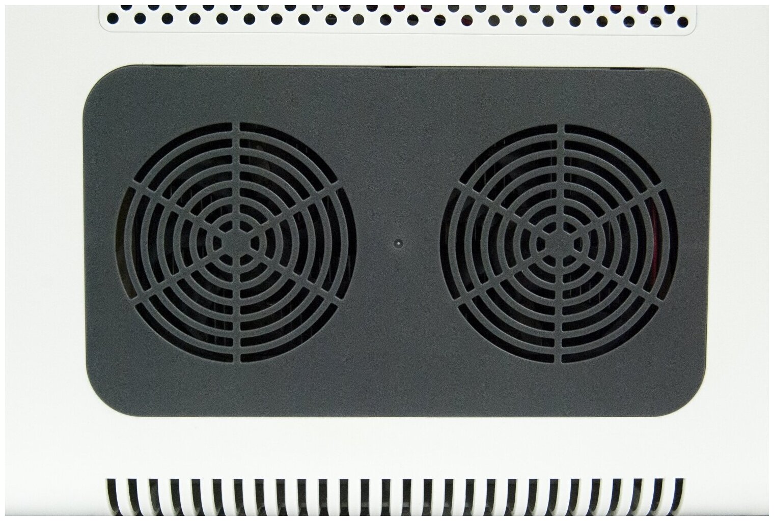 Холодильник автомобильный AVS CC-27WBC 12V/24V/220V (программное цифровое управление USB-порт) 27 л термоэлектрический (эффект Пельтье) A07084S