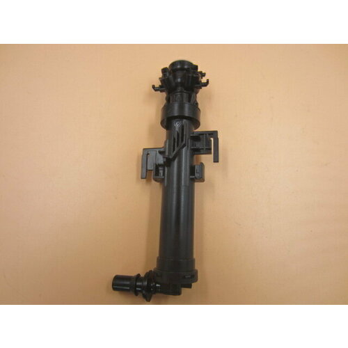 Форсунка омывателя фары левая совместима с Skoda Octavia A7 2018-2020 5E0955965E 2500₽