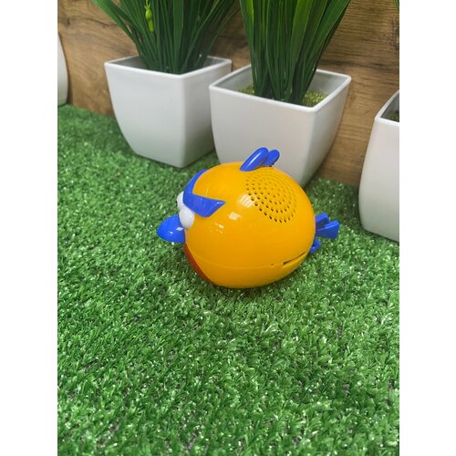 Портативная колонка Angry Berds поддержка MicroSD FM-радио желтая с красной грудкой 79900₽