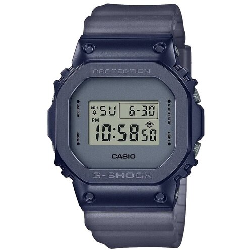 Наручные часы CASIO G-Shock GM-5600MF-2, синий, черный наручные часы casio g shock gm b2100gd 5a золотой черный