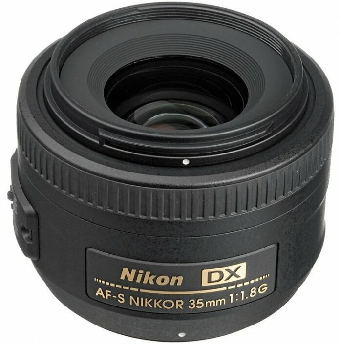Объектив Nikon 
