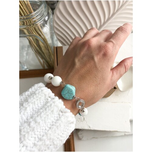 Браслет из натуральных камней