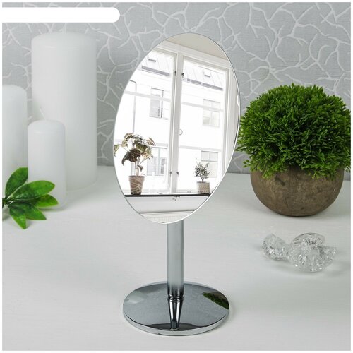 фото Зеркало настольное на ножке, овальное queen fair