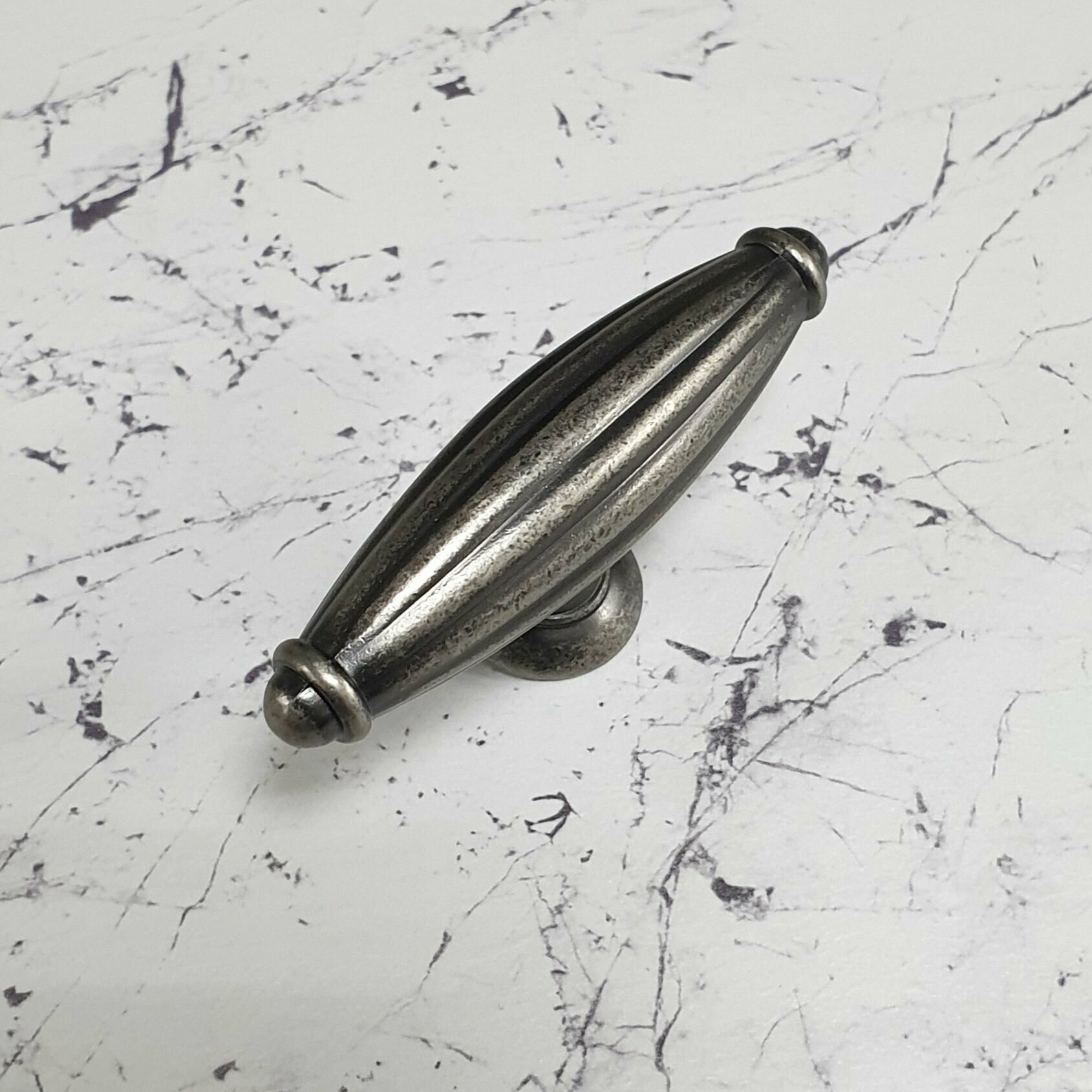Ручка мебельная кнопка DEMURE, длина - 66 мм, цвет -BAZ - Чернёный старинный цинк, материал-цинк-алюминий, RC021BAZ - фотография № 10