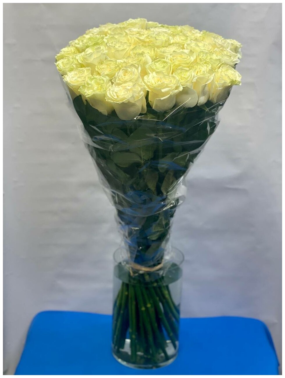 Роза Мондиаль Эквадор 70 см 25 штук