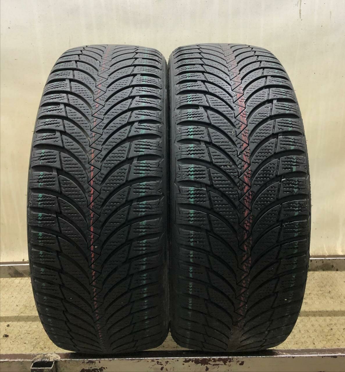 Nexen Winguard Snow G WH2 205/55 R16 БУ Шины Зимние