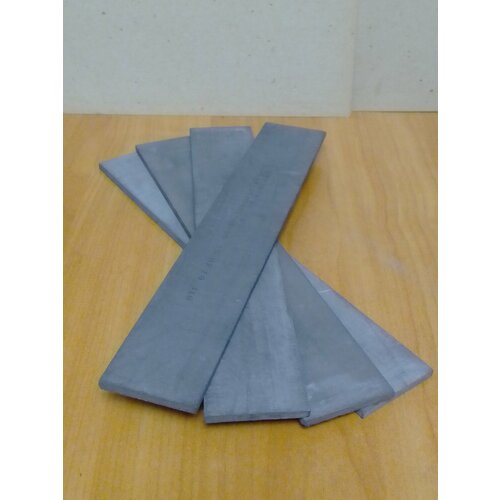 Накладки задних тормозных колодок Волга ГАЗ-24-3102-31029-3110 производства езати Комплект 4 шт Несверлёные24-3501105-01 955₽