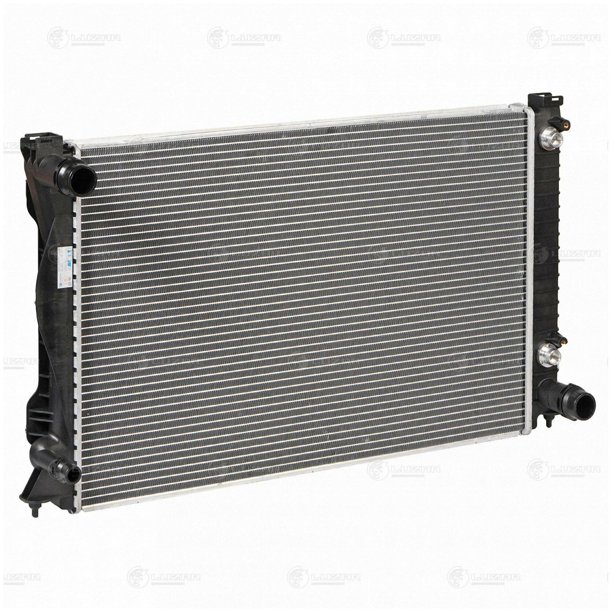 LRC1811 LUZAR Радиатор охл. для а/м Audi A6 (C6) (04-) 2.4i/2.8i/3.0i/3.0T/3.2i M/A (LRc 1811)