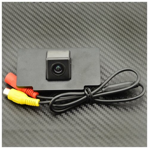 Камера заднего вида Kia Quoris 184500₽