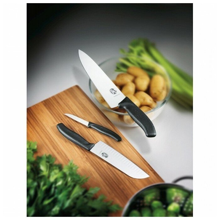 Нож кухонный Victorinox Swiss Classic (6.8003.15B) стальной разделочный лезв.150мм прямая заточка че - фото №6