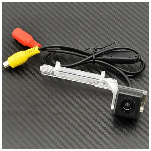 Камера заднего вида Skoda Superb 172300₽